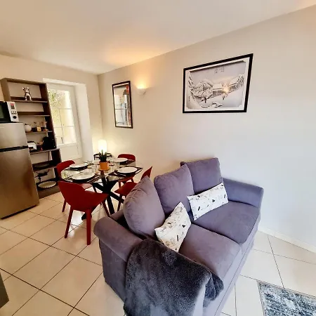 Lejlighed Coquette Maison De Calme Avec Patio *