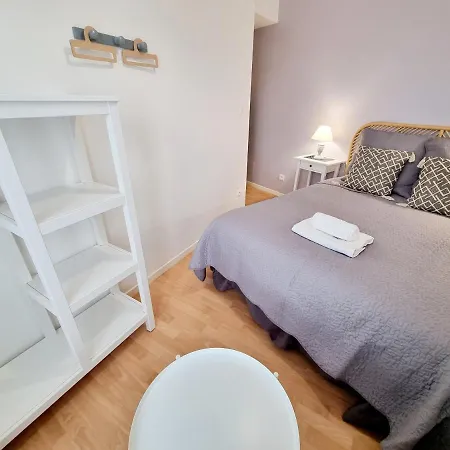 Apartment Coquette Maison De Calme Avec Patio Angouleme